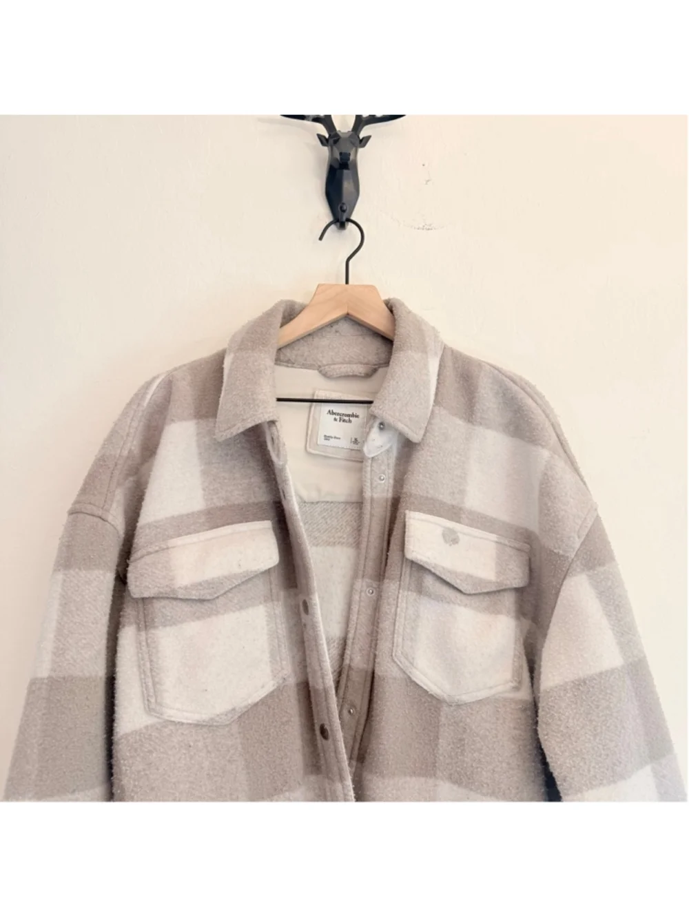 Abercrombie & Fitch Men’s Plaid Gray/Cream Shacket Size XL